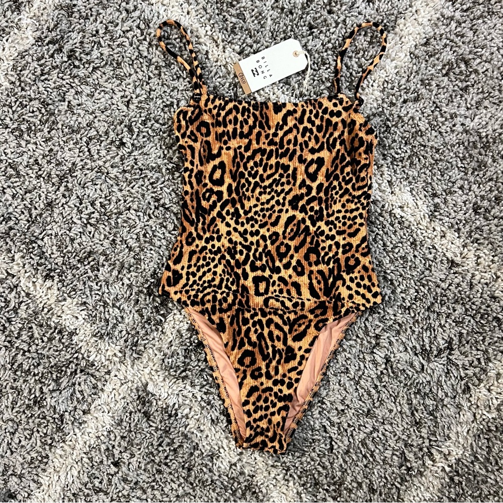 NWT Billabong Hidden Wild Animal Print One Piece Swimsuit Size S